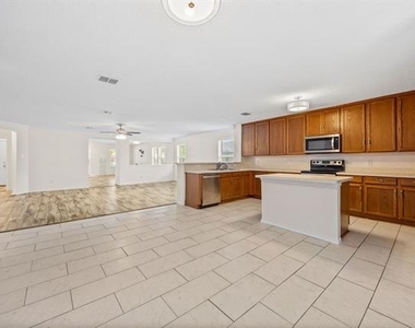 1444 Atkins Street - Photo Thumbnail 10