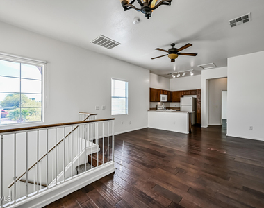 9233 E Neville Avenue - Photo Thumbnail 8