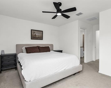 152 Thresher Lane - Photo Thumbnail 6