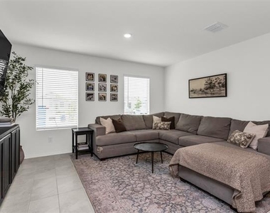 152 Thresher Lane - Photo Thumbnail 18
