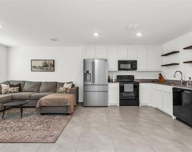 152 Thresher Lane - Photo Thumbnail 15