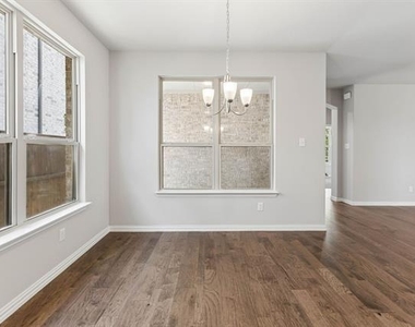 1104 Milfoil Drive - Photo Thumbnail 9