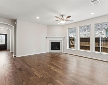 1104 Milfoil Drive - Photo Thumbnail 3