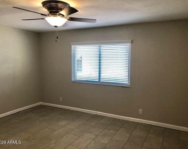 1070 Leisure World -- - Photo Thumbnail 8