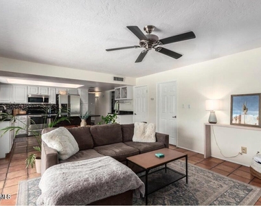 4825 E Andora Drive - Photo Thumbnail 10
