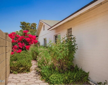 4825 E Andora Drive - Photo Thumbnail 36