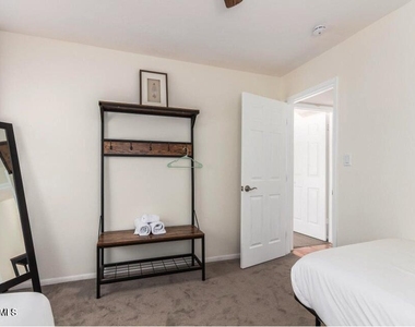 4825 E Andora Drive - Photo Thumbnail 30