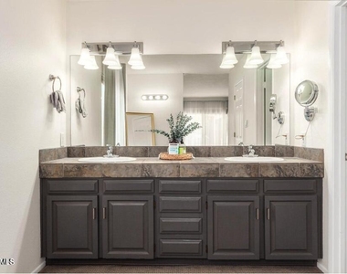 4825 E Andora Drive - Photo Thumbnail 23