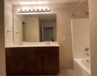 2613 Bretton Wood Drive - Photo Thumbnail 13