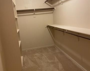 2613 Bretton Wood Drive - Photo Thumbnail 11