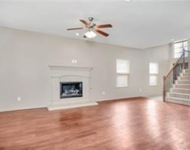 2613 Bretton Wood Drive - Photo Thumbnail 3