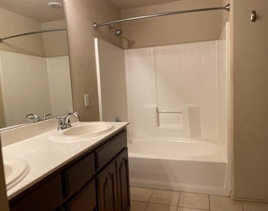 2613 Bretton Wood Drive - Photo Thumbnail 12