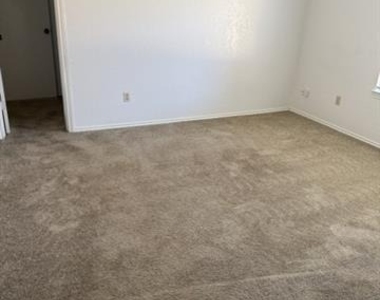 7305 Redfield Drive - Photo Thumbnail 6