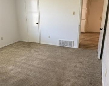 7305 Redfield Drive - Photo Thumbnail 7