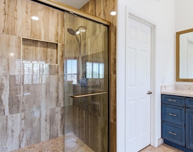 12780 N 94th Place - Photo Thumbnail 13