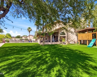 12780 N 94th Place - Photo Thumbnail 25