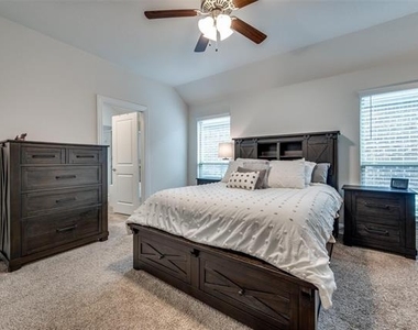 2937 Log Cabin Drive - Photo Thumbnail 20