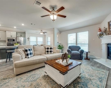 2937 Log Cabin Drive - Photo Thumbnail 5