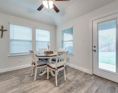 2937 Log Cabin Drive - Photo Thumbnail 17