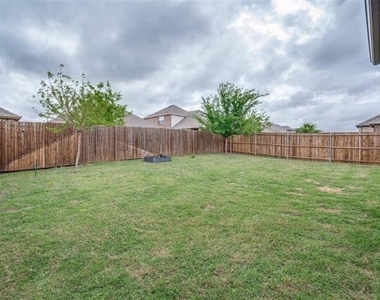 2937 Log Cabin Drive - Photo Thumbnail 3