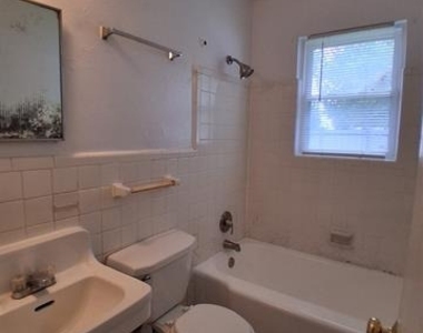 3019 Avon Street - Photo Thumbnail 13