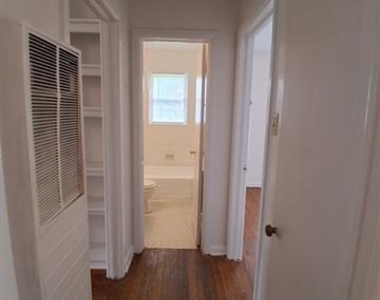 3019 Avon Street - Photo Thumbnail 16