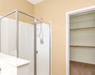 6013 W Park View Lane - Photo Thumbnail 10