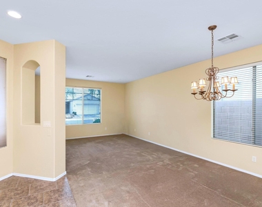6013 W Park View Lane - Photo Thumbnail 1