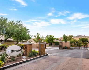 6013 W Park View Lane - Photo Thumbnail 15