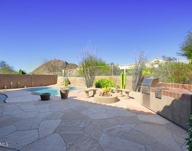 11934 E Sand Hills Road - Photo Thumbnail 47