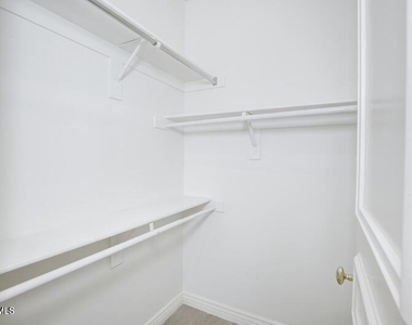 11934 E Sand Hills Road - Photo Thumbnail 36