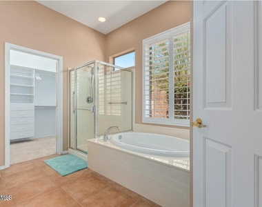 41441 N Laurel Valley Way - Photo Thumbnail 21