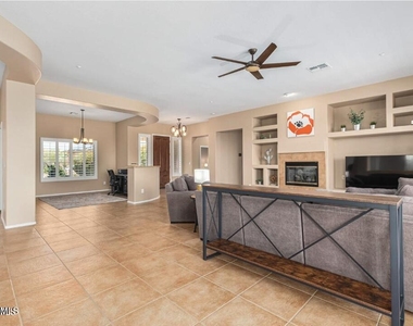 41441 N Laurel Valley Way - Photo Thumbnail 8