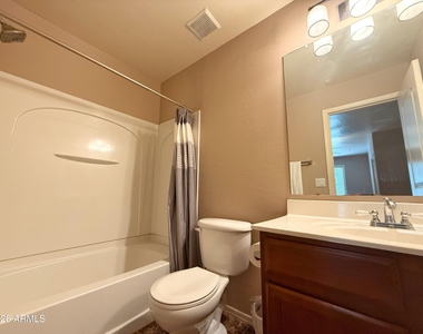 4272 E Jasper Drive - Photo Thumbnail 9