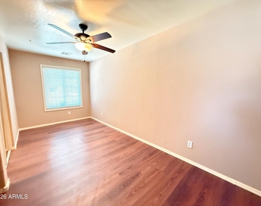 4272 E Jasper Drive - Photo Thumbnail 6