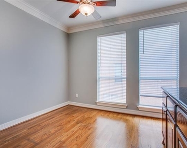 3951 N Hall Street - Photo Thumbnail 10
