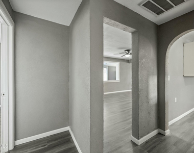 2601 N 51st Street - Photo Thumbnail 23