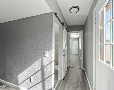 2601 N 51st Street - Photo Thumbnail 17