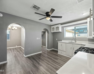 2601 N 51st Street - Photo Thumbnail 13