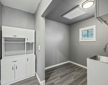 2601 N 51st Street - Photo Thumbnail 15