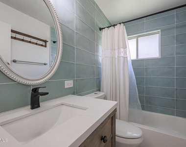 9854 N 1st Street - Photo Thumbnail 14
