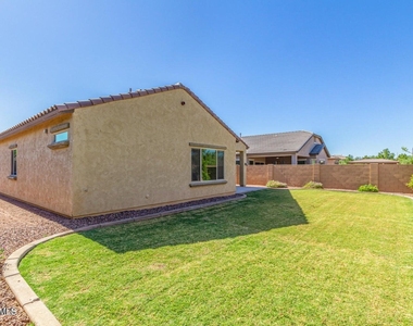 11018 E Thatcher Avenue - Photo Thumbnail 27