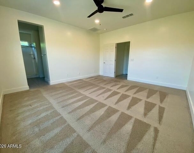 11018 E Thatcher Avenue - Photo Thumbnail 13