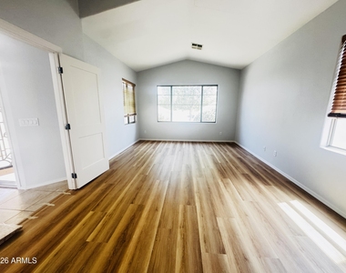 3560 E Feather Avenue - Photo Thumbnail 1