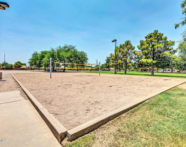 8889 E Meadow Hill Drive - Photo Thumbnail 28
