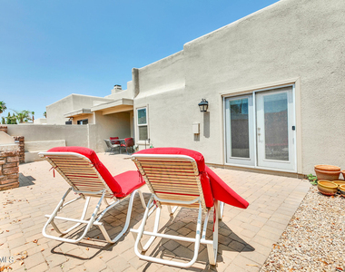 8889 E Meadow Hill Drive - Photo Thumbnail 30