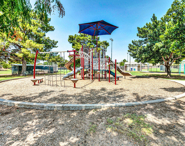 8889 E Meadow Hill Drive - Photo Thumbnail 27