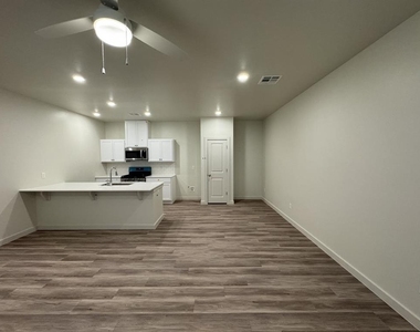 3708 Franks Way - Photo Thumbnail 2