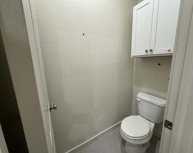 3708 Franks Way - Photo Thumbnail 7