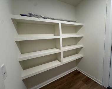 9104 Blackfork Street - Photo Thumbnail 4